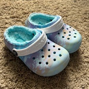 Crocs - Toddler Classic Lined Fuzzy Clogs